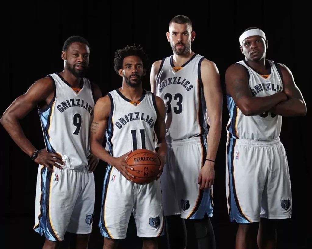 FIFA最新世界排名：西阿法英巴葡荷比德锁定世界杯种子队；中国仍居第93（FIFA最新排名出炉：西阿法英巴葡荷比德锁定世界杯种子席位，中国仍列第93位）