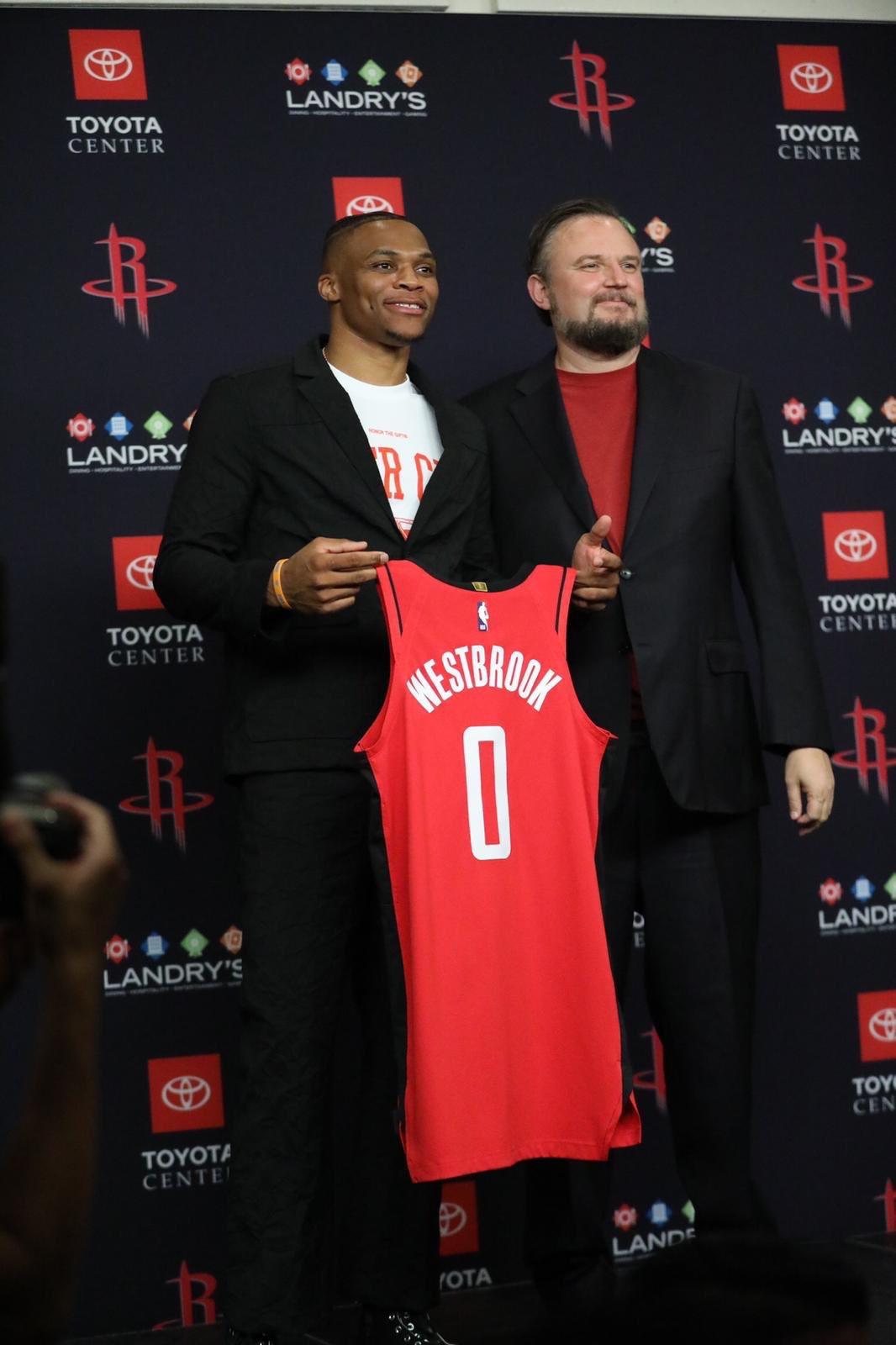 德转列冬窗可能离队11人阵容：恩德里克、特狮、梅努在列（德转公布冬窗或离队11人名单：恩德里克、特狮、梅努上榜）