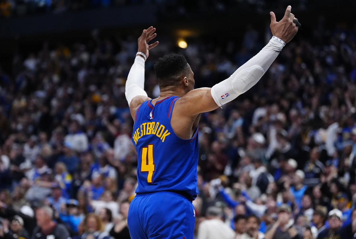 德天空：多特19岁边锋坎贝尔已向俱乐部表示希望在冬窗离队（德媒：多特19岁翼锋坎贝尔已告知俱乐部希望今冬离队）