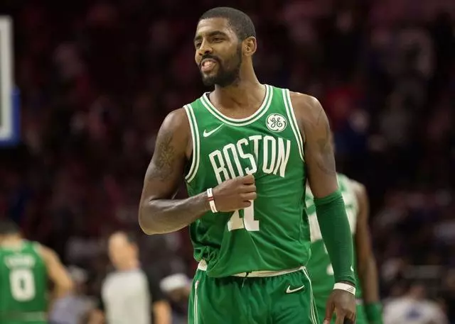 图片报：米兰对金玟哉感兴趣，在今夏就曾观察过他（图片报：米兰有意金玟哉，今夏已派人考察）