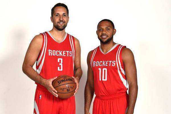 NBA最佳阵容公布：湖人球员入选,（NBA年度最佳阵容出炉：湖人球员上榜）